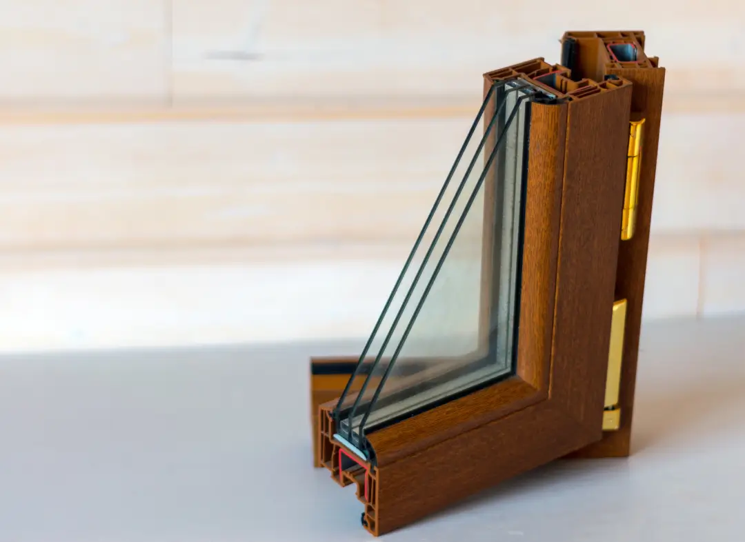 Installation de fenêtre en bois sur mesure Meylan